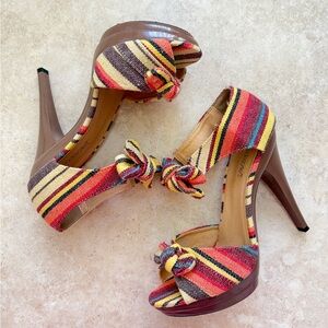 ShoeDazzle NATTIE Striped Baja Print Platform Heels Peep Toe Women’s Size 8.5